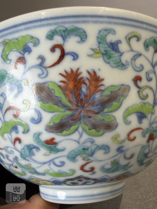 清道光 斗彩缠枝花卉纹碗 - 图8